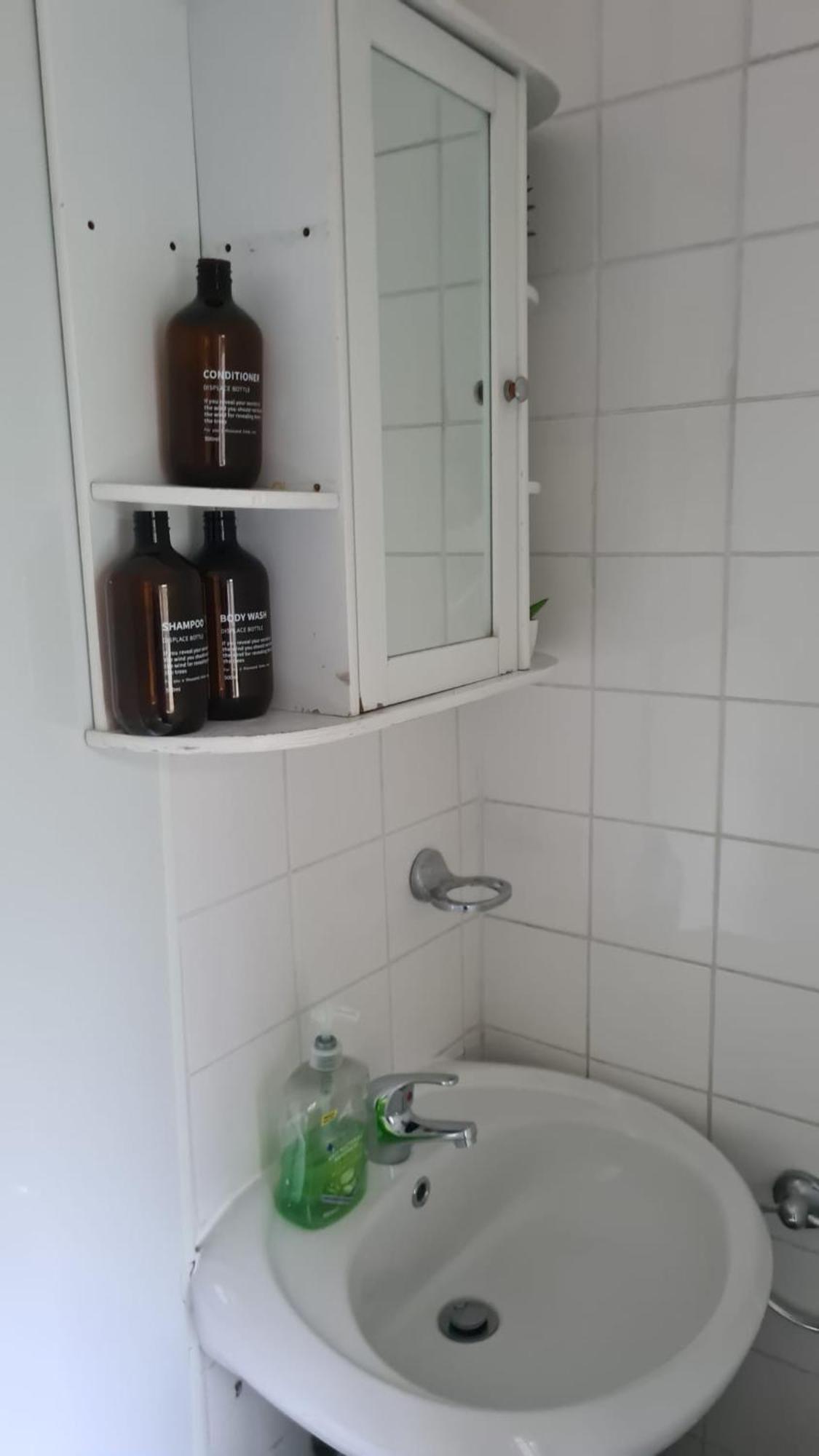 Stylish 2 Bed Apt - Harry Potter/ Leavesden Studios/Watford/Hemel Hempstead - Families/Professionals & Contractors Welcome - Serviced Accomodation Sarratt 외부 사진